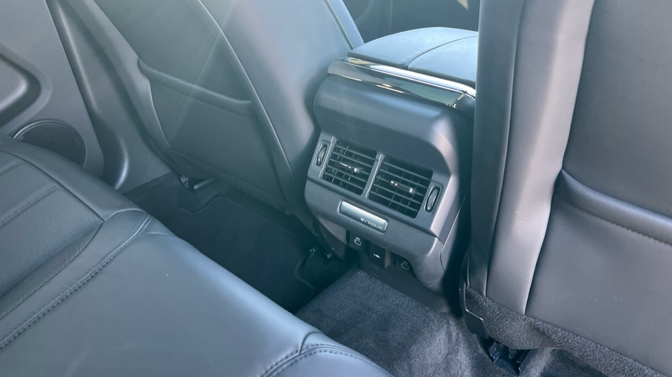 Used Land Rover Range Rover Evoque 2025 for sale - 76901290: Photo 18