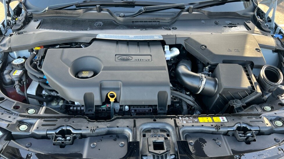 Used Land Rover Range Rover Evoque 2025 for sale - 76901290: Photo 30