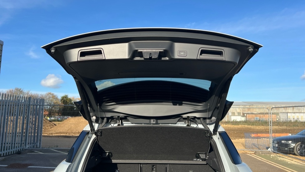 Used Land Rover Range Rover Evoque 2025 for sale - 76901290: Photo 36