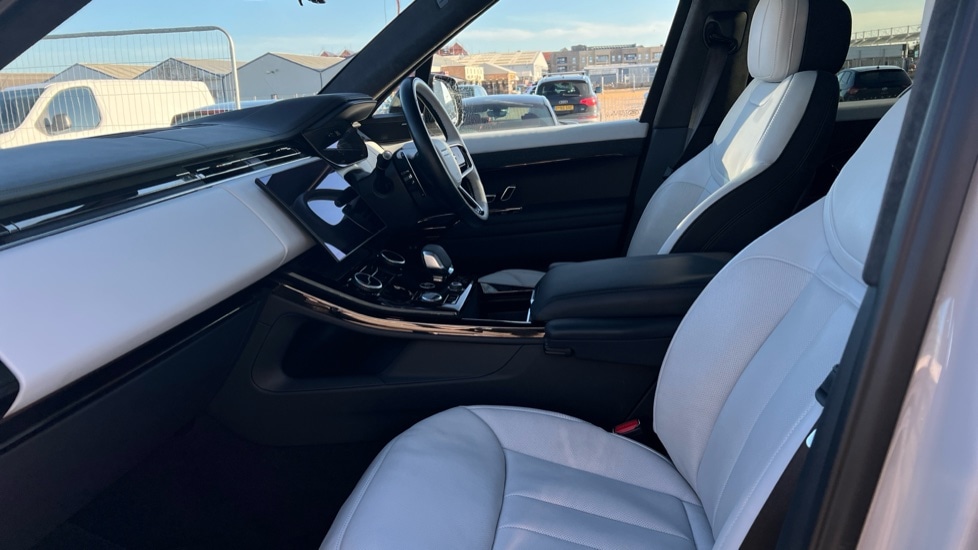 Used Land Rover Range Rover Sport 2023 for sale - 76773195: Photo 3