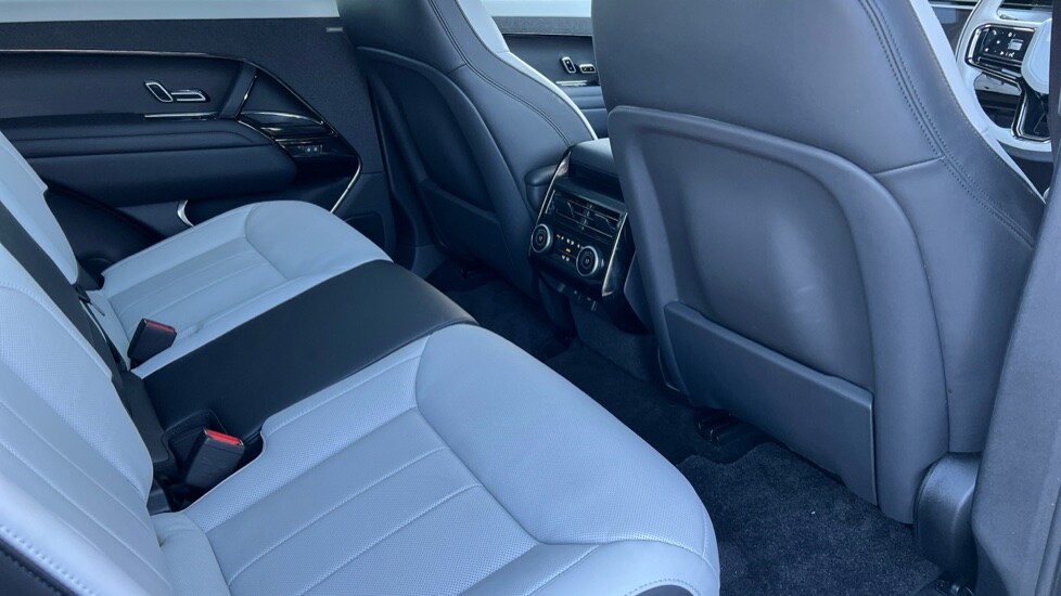 Used Land Rover Range Rover Sport 2023 for sale - 76773195: Photo 43