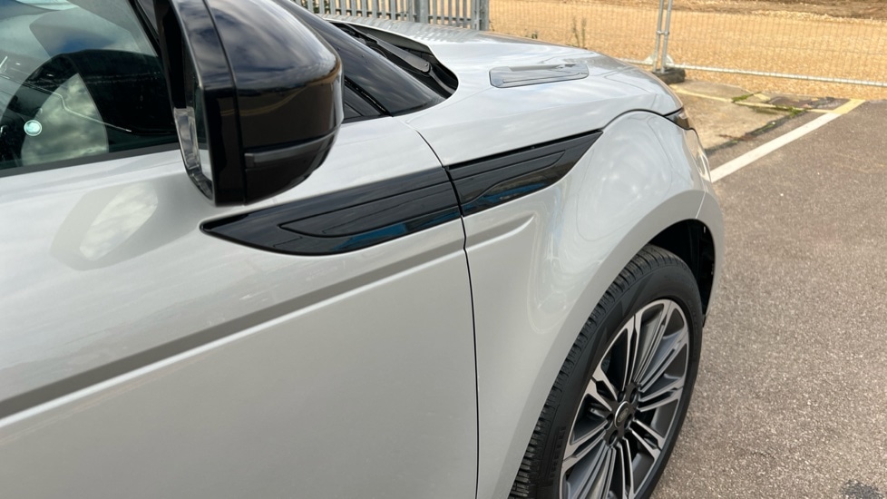 Used Land Rover Range Rover Evoque 2023 for sale - 77075578: Photo 22