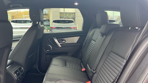Used Land Rover Discovery Sport 2025 for sale - 76229144: Photo 4