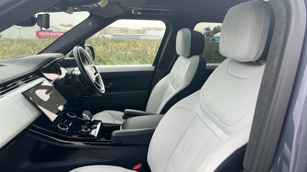Used Land Rover Range Rover Sport 2022 for sale - 76146045: Photo 3