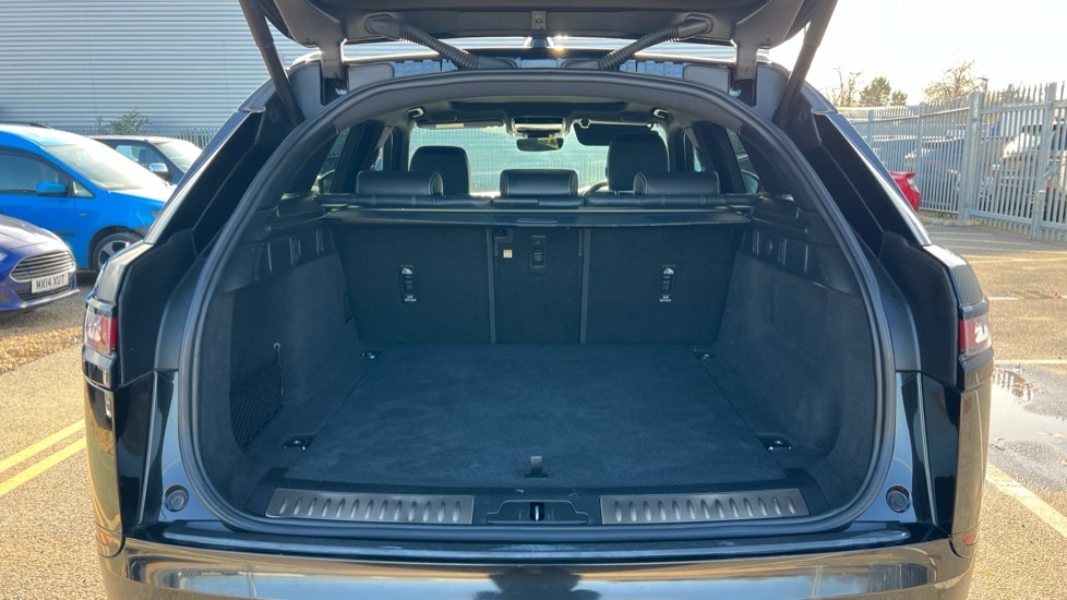 Used Land Rover Range Rover Velar 2023 for sale - 76615129: Photo 10