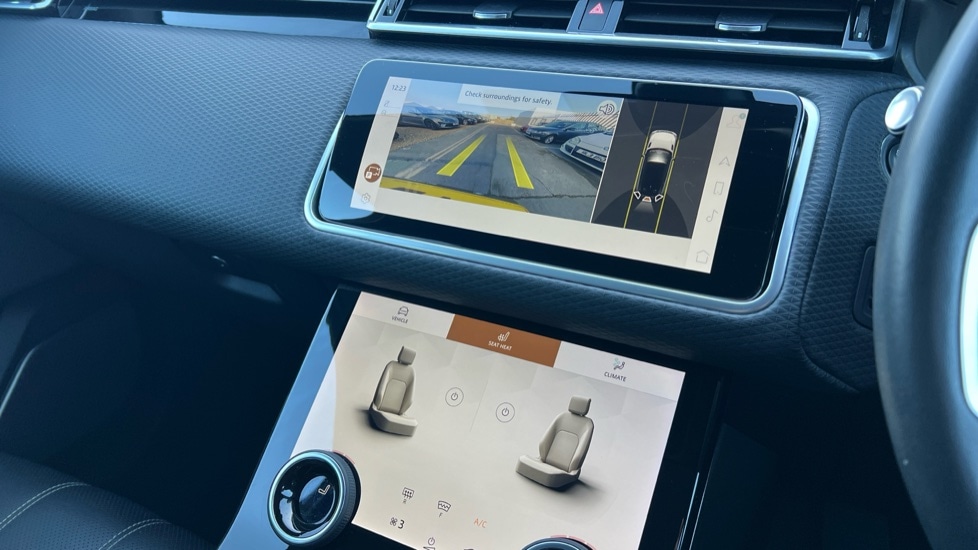 Used Land Rover Range Rover Velar 2023 for sale - 76615129: Photo 12