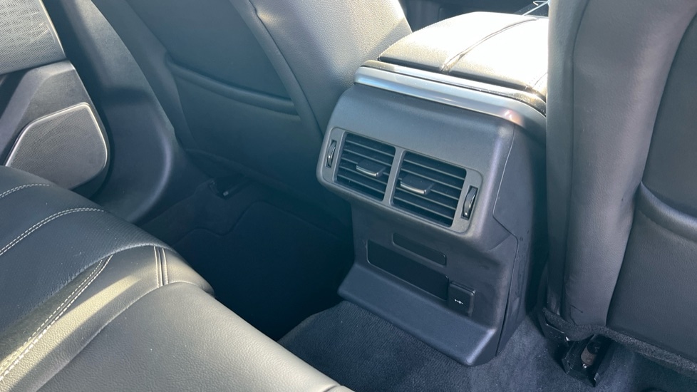 Used Land Rover Range Rover Velar 2023 for sale - 76615129: Photo 18