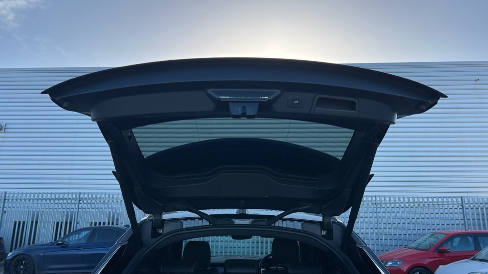 Used Land Rover Range Rover Velar 2023 for sale - 76615129: Photo 36