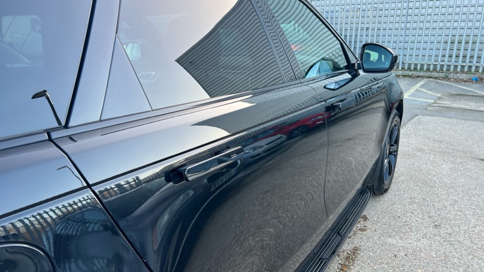 Used Land Rover Range Rover Velar 2023 for sale - 76615129: Photo 39