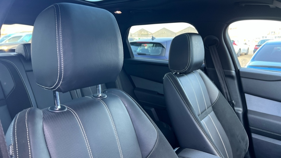 Used Land Rover Range Rover Velar 2023 for sale - 76615129: Photo 47