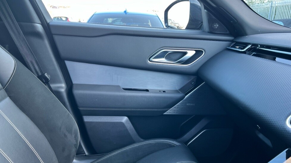Used Land Rover Range Rover Velar 2023 for sale - 76615129: Photo 48
