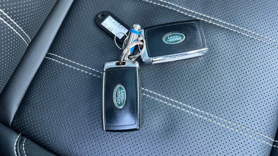 Used Land Rover Range Rover Velar 2023 for sale - 76615129: Photo 51