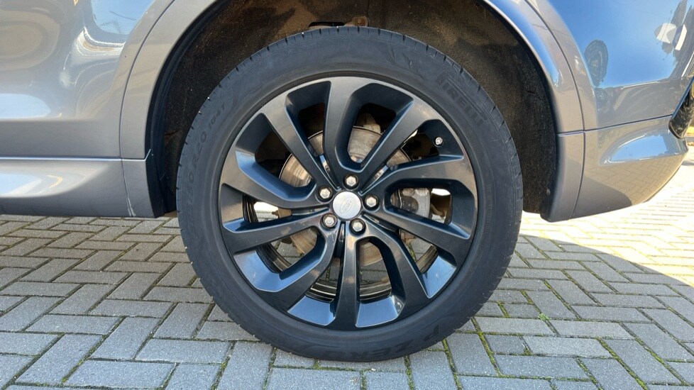 Used Land Rover Discovery Sport 2020 for sale - 76146010: Photo 33
