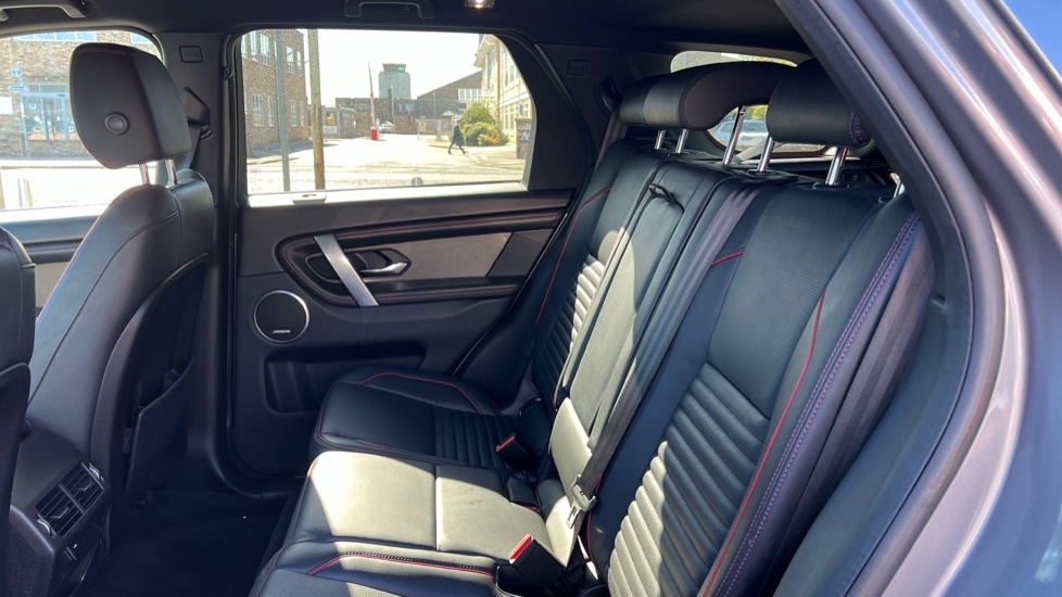 Used Land Rover Discovery Sport 2020 for sale - 76146010: Photo 4