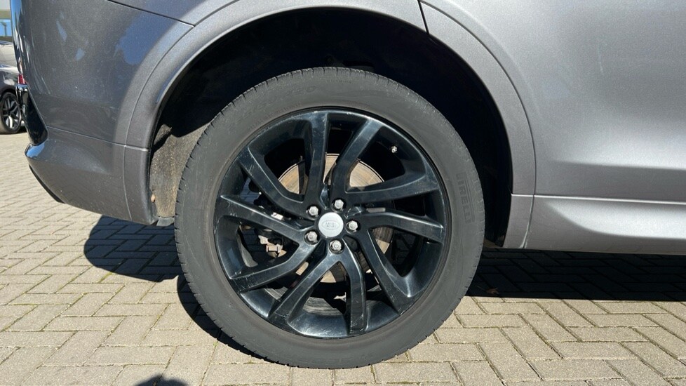 Used Land Rover Discovery Sport 2020 for sale - 76146010: Photo 8