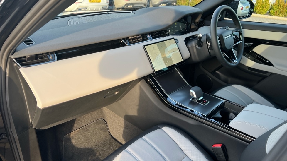 Used Land Rover Range Rover Evoque 2025 for sale - 75682860: Photo 10