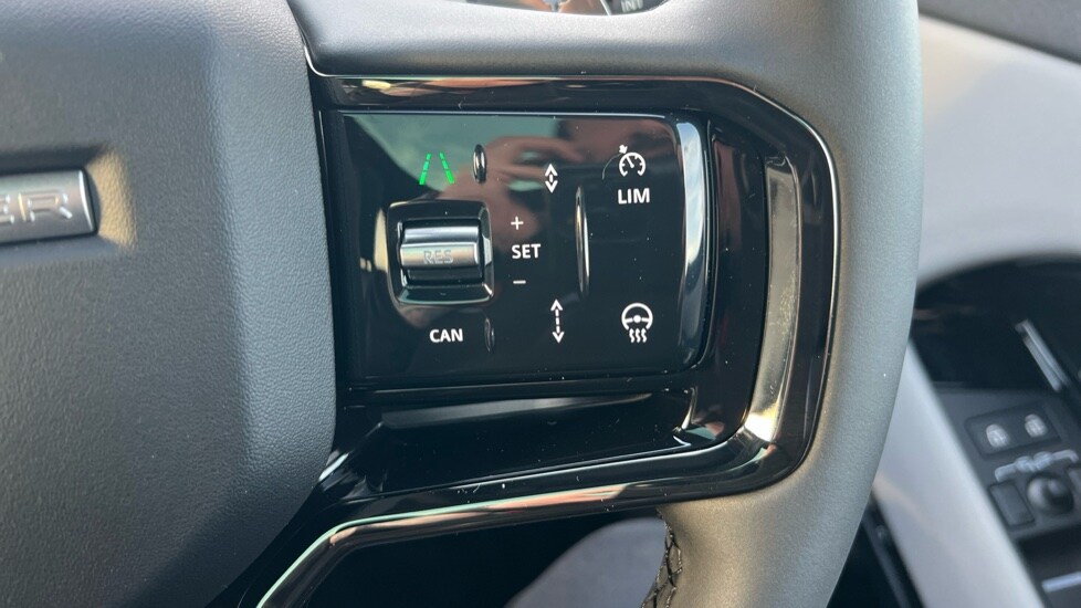 Used Land Rover Range Rover Evoque 2025 for sale - 75682860: Photo 22