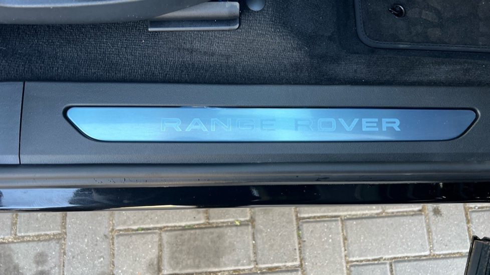 Used Land Rover Range Rover Evoque 2025 for sale - 75682860: Photo 37