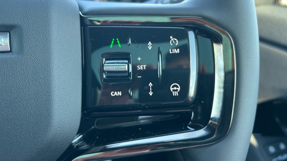 Used Land Rover Range Rover Evoque 2025 for sale - 75534046: Photo 22