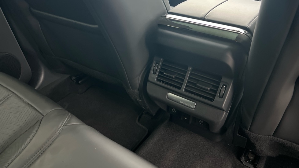 Used Land Rover Range Rover Evoque 2024 for sale - 76328143: Photo 18