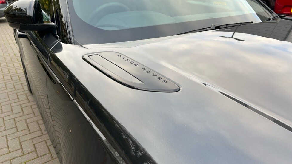 Used Land Rover Range Rover Velar 2025 for sale - 76233917: Photo 34