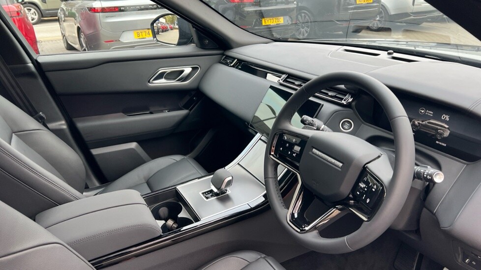 Used Land Rover Range Rover Velar 2025 for sale - 76233917: Photo 43