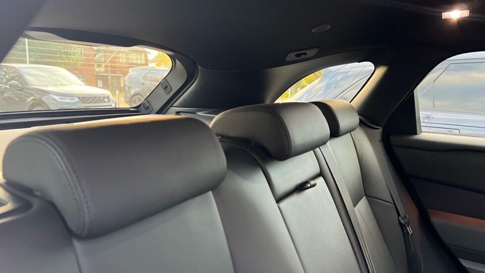 Used Land Rover Range Rover Velar 2025 for sale - 76233917: Photo 49