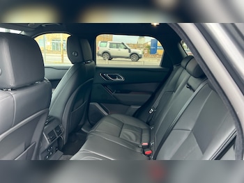 Used Land Rover Range Rover Velar 2025 for sale - 76233917: Photo 4