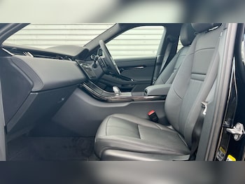 Used Land Rover Range Rover Evoque 2025 for sale - 76452252: Photo