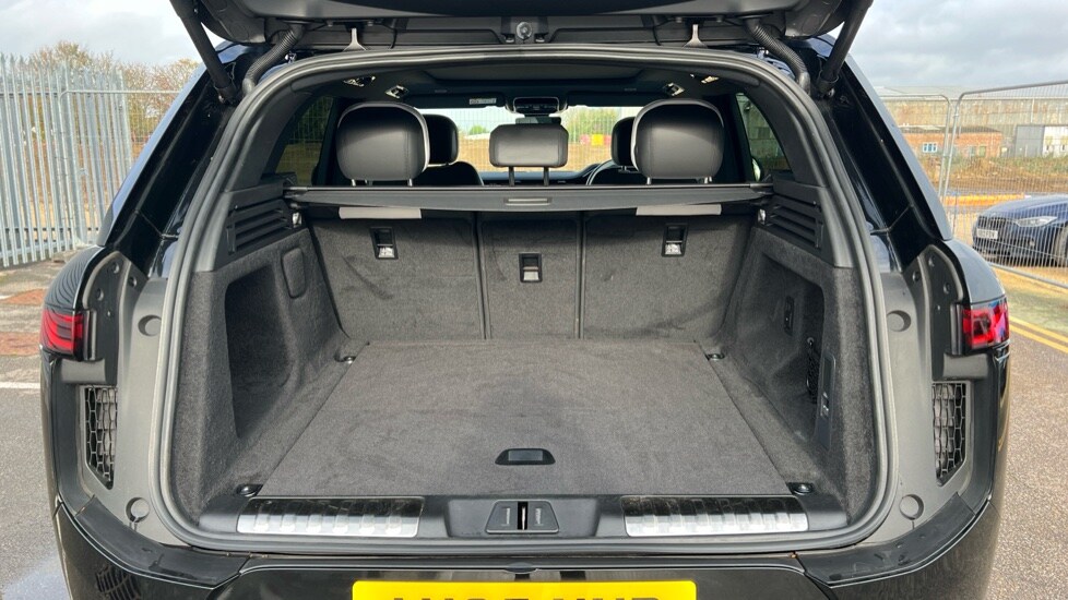 Used Land Rover Range Rover Sport 2025 for sale - 76533754: Photo 10