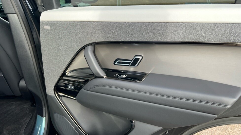 Used Land Rover Range Rover Sport 2025 for sale - 76533754: Photo 42