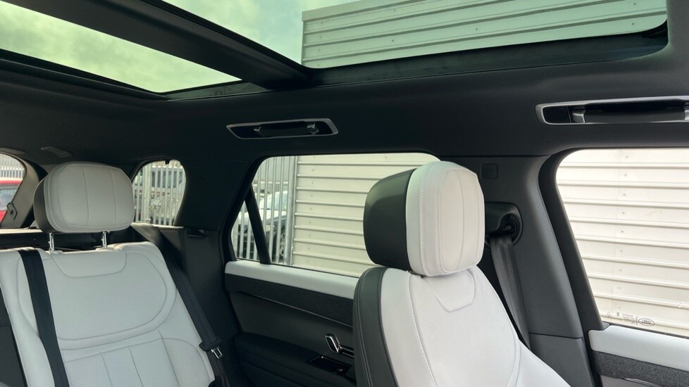 Used Land Rover Range Rover Sport 2025 for sale - 76533754: Photo 45