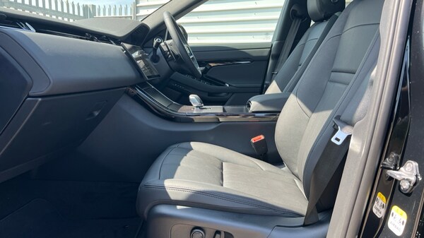 Used Land Rover Range Rover Evoque 2025 for sale - 75534087: Photo 3