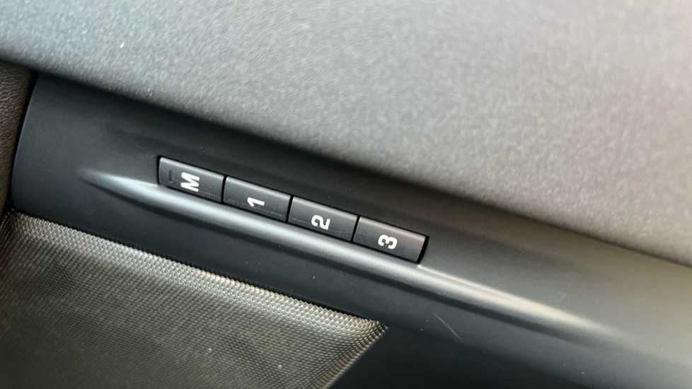 Used Land Rover Range Rover Evoque 2025 for sale - 75534087: Photo 45