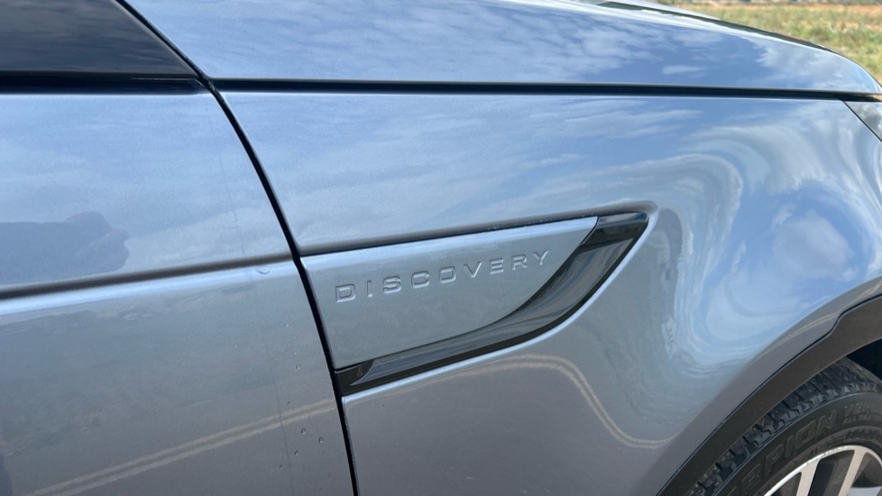 Used Land Rover Discovery 2022 for sale - 76154970: Photo 22