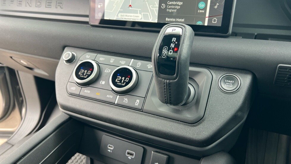 Used Land Rover Defender 2022 for sale - 76104339: Photo 13