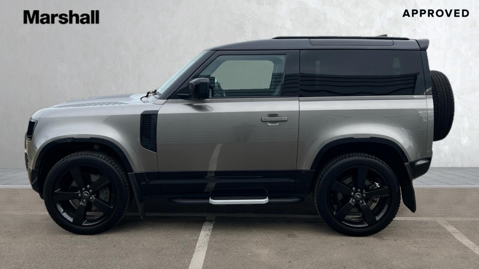 Used Land Rover Defender 2022 for sale - 76104339: Photo 26