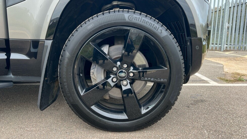 Used Land Rover Defender 2022 for sale - 76104339: Photo 33