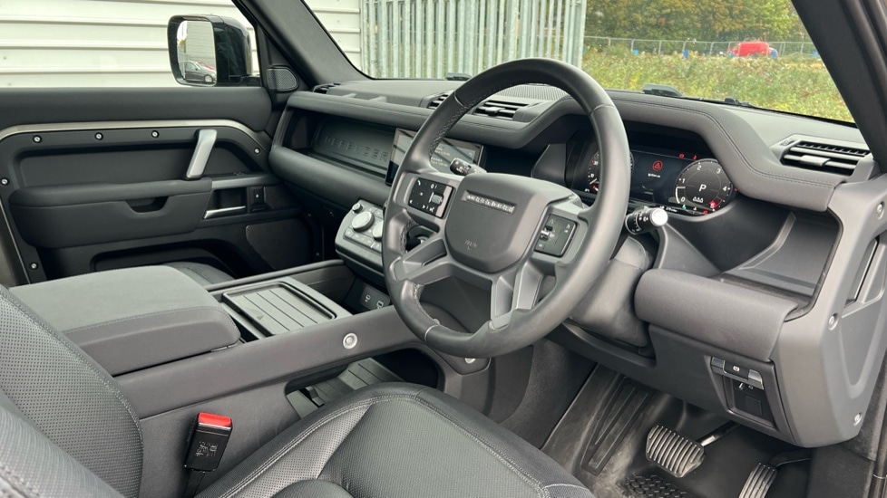 Used Land Rover Defender 2022 for sale - 76104339: Photo 45
