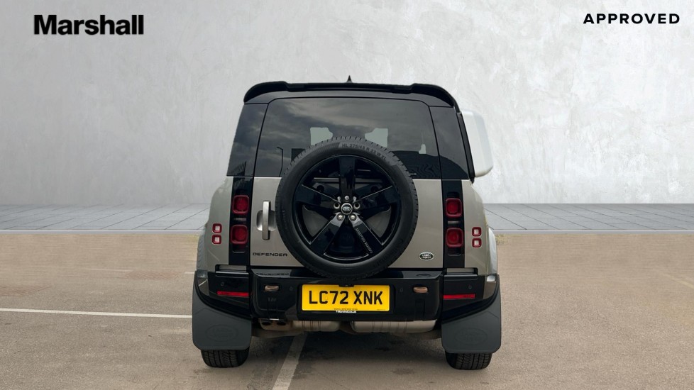 Used Land Rover Defender 2022 for sale - 76104339: Photo 6