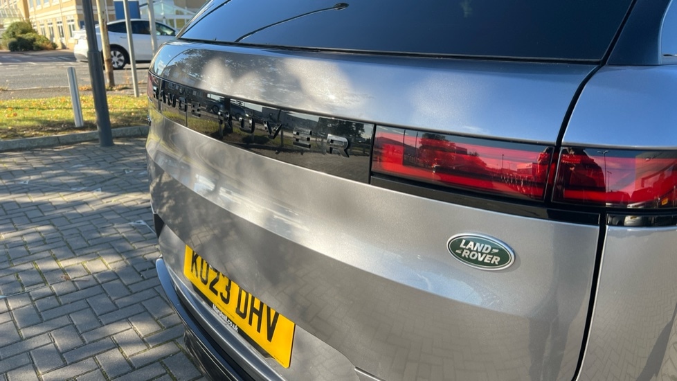 Used Land Rover Range Rover Sport 2023 for sale - 76116918: Photo 40