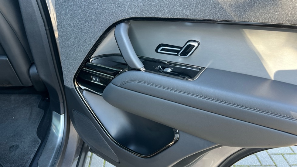 Used Land Rover Range Rover Sport 2023 for sale - 76116918: Photo 41
