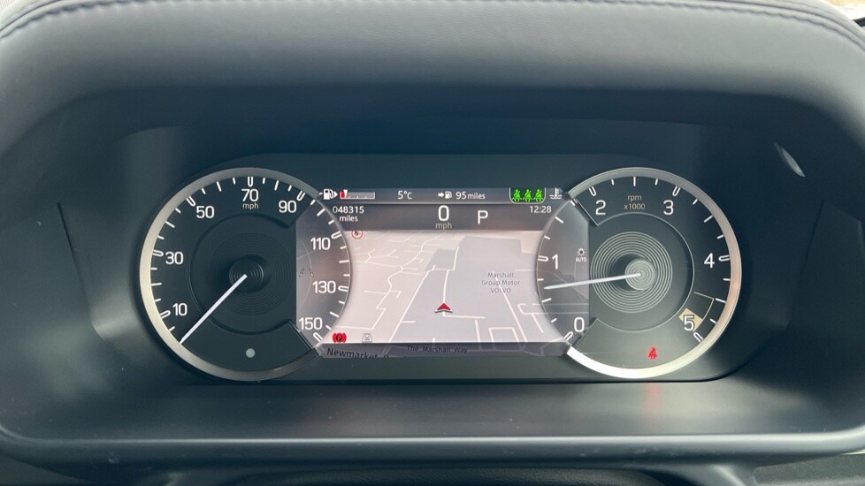 Used Land Rover Defender 2023 for sale - 76556922: Photo 16