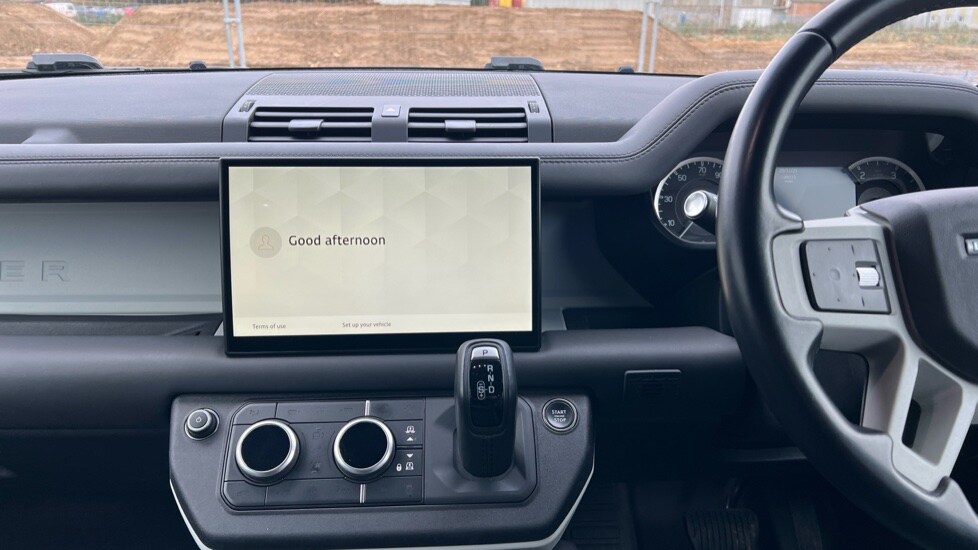 Used Land Rover Defender 2023 for sale - 76556922: Photo 29