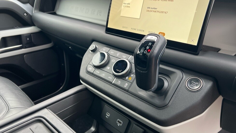 Used Land Rover Defender 2023 for sale - 76556922: Photo 49