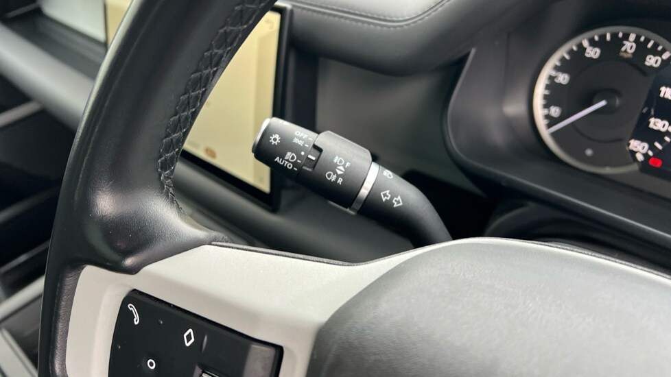 Used Land Rover Defender 2023 for sale - 76556922: Photo 50