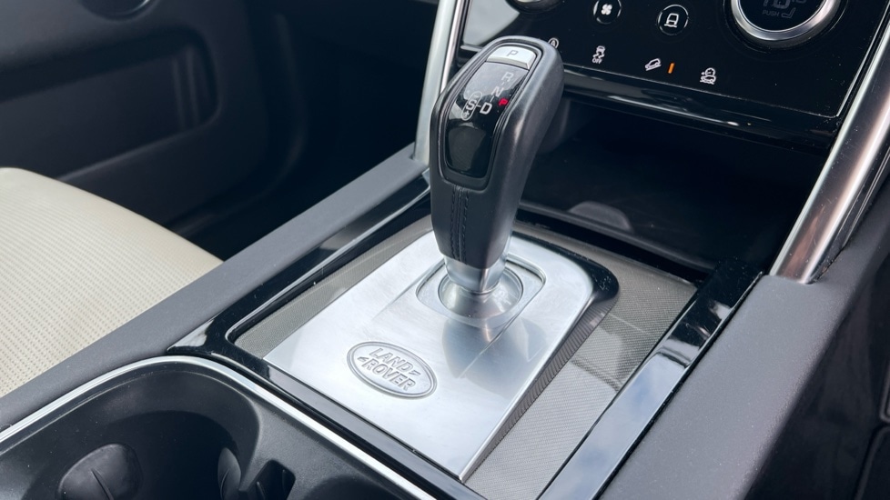 Used Land Rover Discovery Sport 2020 for sale - 76146198: Photo 13