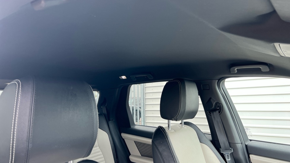 Used Land Rover Discovery Sport 2020 for sale - 76146198: Photo 21