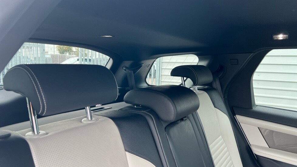 Used Land Rover Discovery Sport 2020 for sale - 76146198: Photo 40