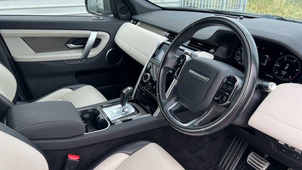 Used Land Rover Discovery Sport 2020 for sale - 76146198: Photo 42